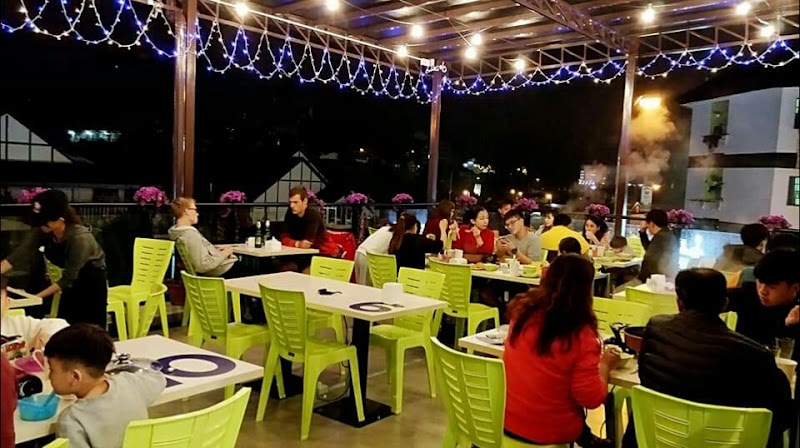 C Buddys Steamboat 众友火锅