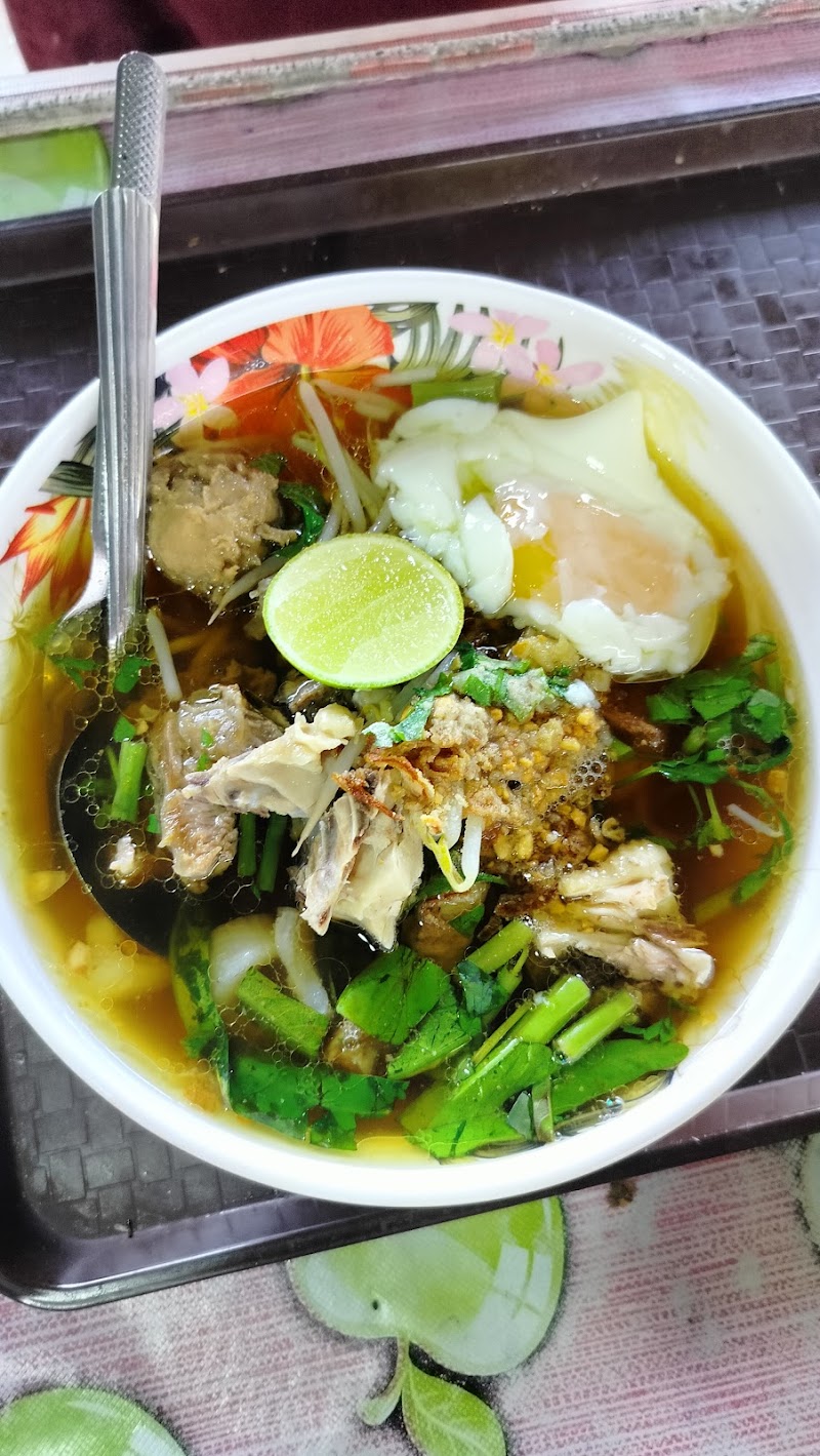 WARONG MEE CELUP TELUR GEDIK
