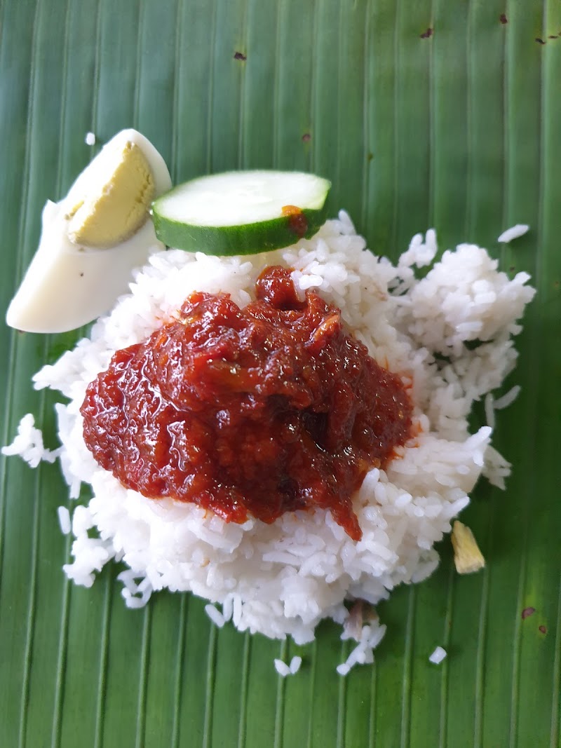 Nasi Lemak Daun Pisang Feri