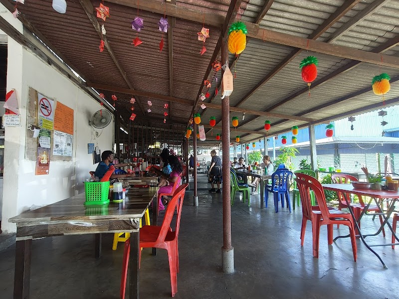 Sungai Jan Fried Chicken & Noodles