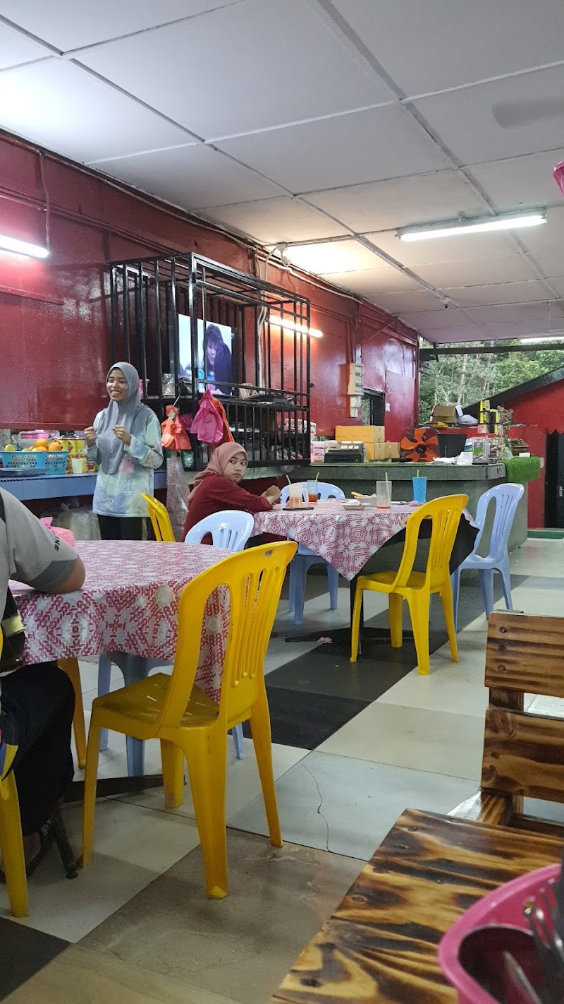 Kedai Makan Selera Kampung