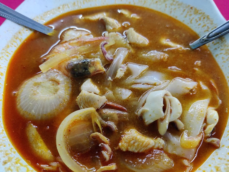 Restoran Along Tomyam
