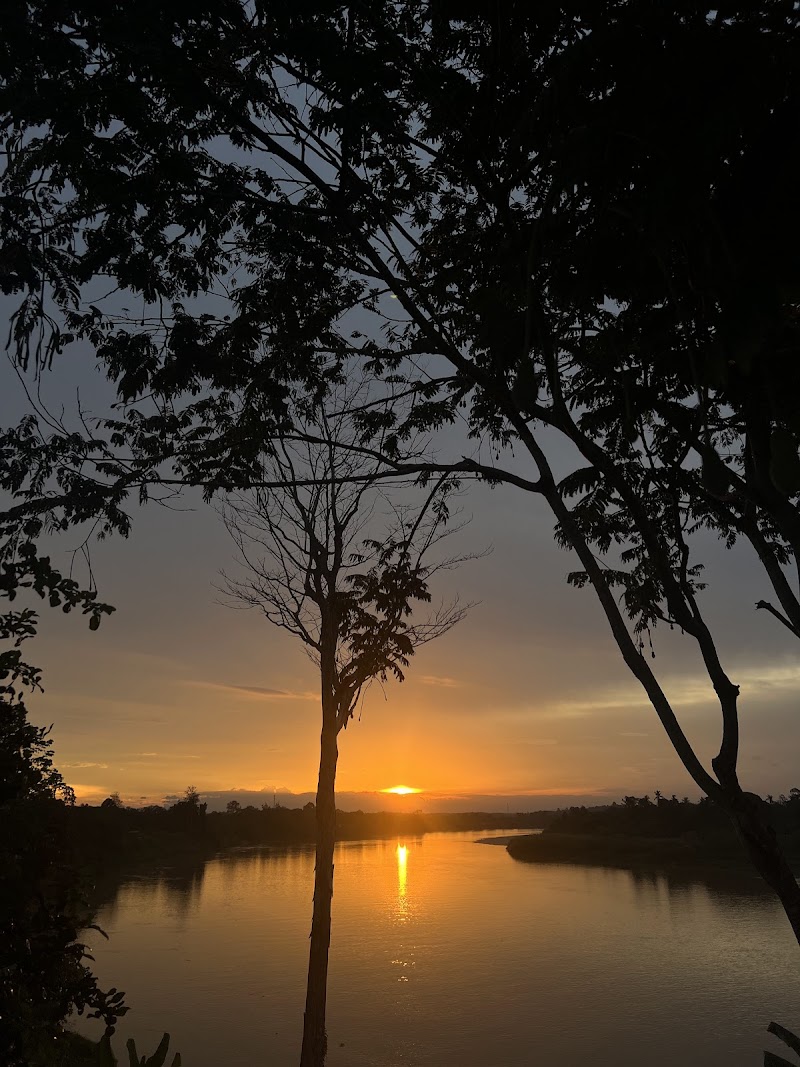 Warung Atas Bukit