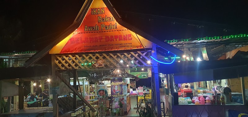 Perahu Kolek Tomyam Seafood