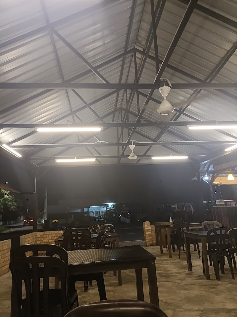 Warung 28 Tom Yam