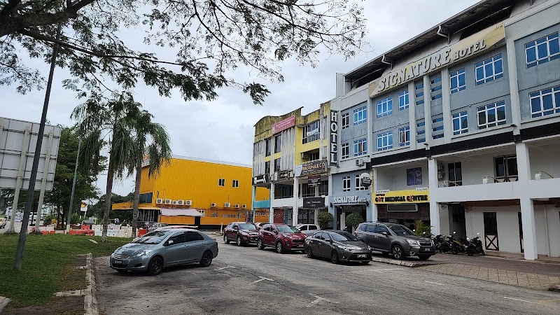 Signature Hotel