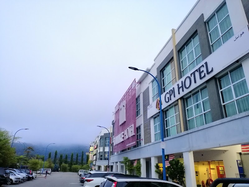 Golden Peak Inn