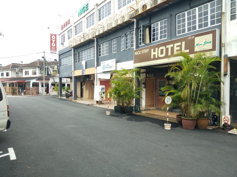 Nice Stay Hotel (Non-OYO HOTEL)