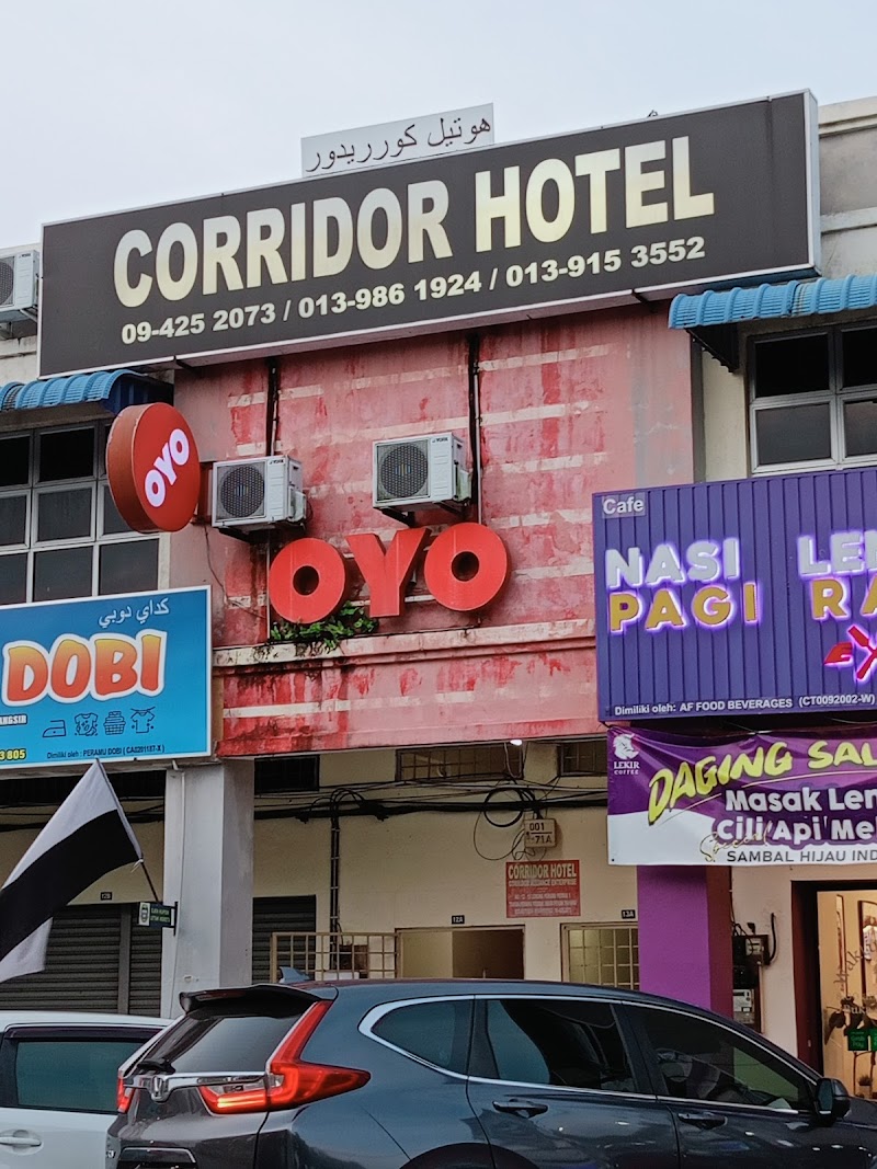 Super OYO 720 Corridor Hotel 2