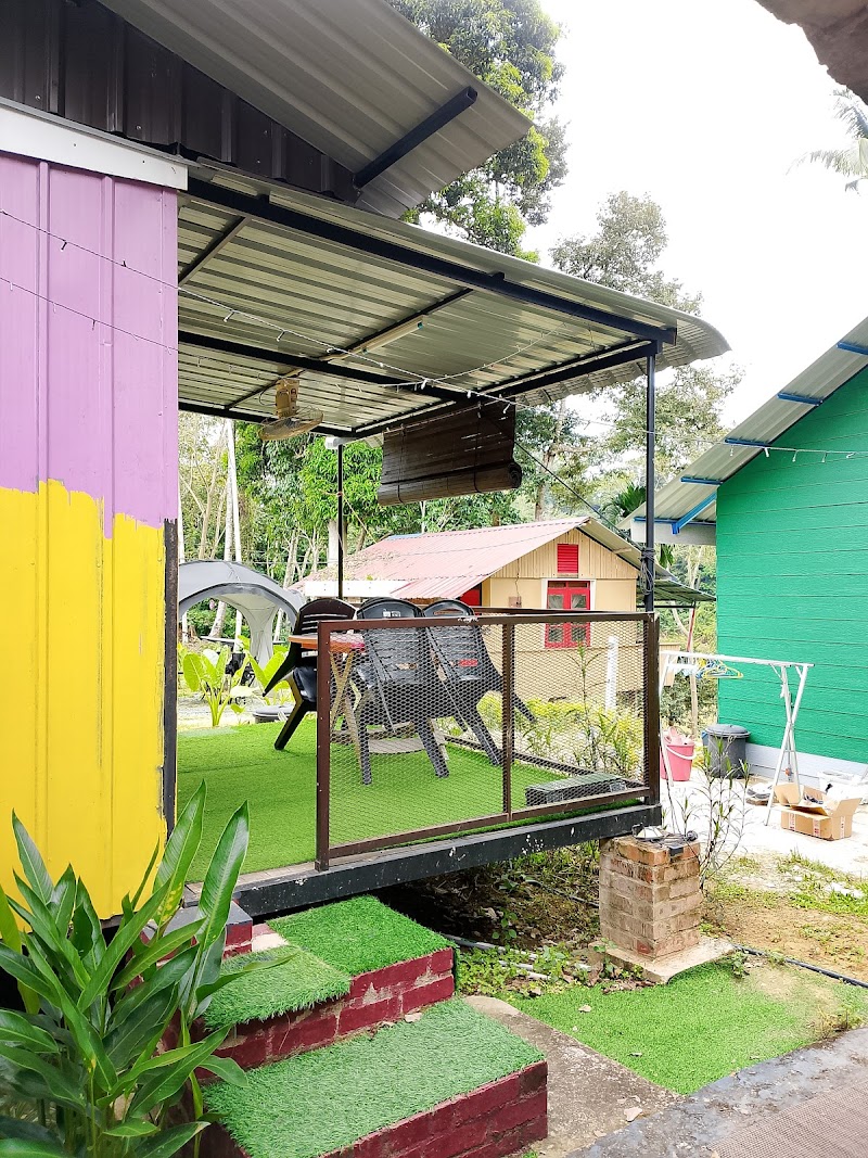 D' PAGI CAMPSITE CABIN & CHALET