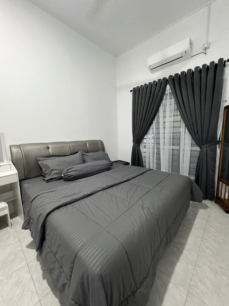 WILDAN MUSLIM HOMESTAY MARAN (whatsapp shj)