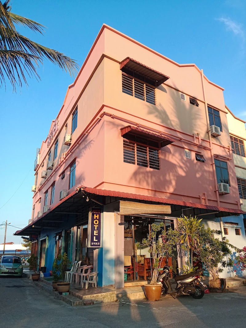 Hotel Hico, Rompin